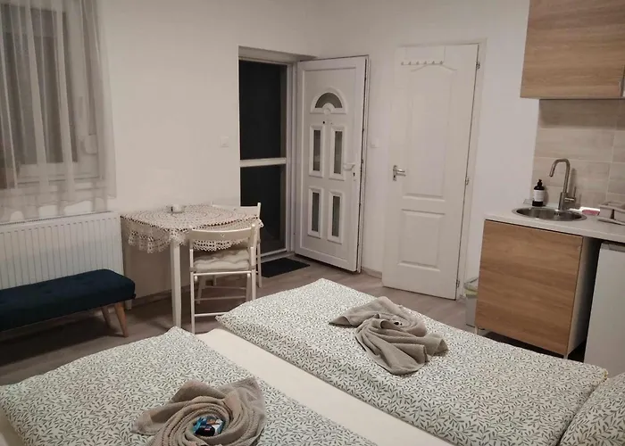 Esze Vendegszoba